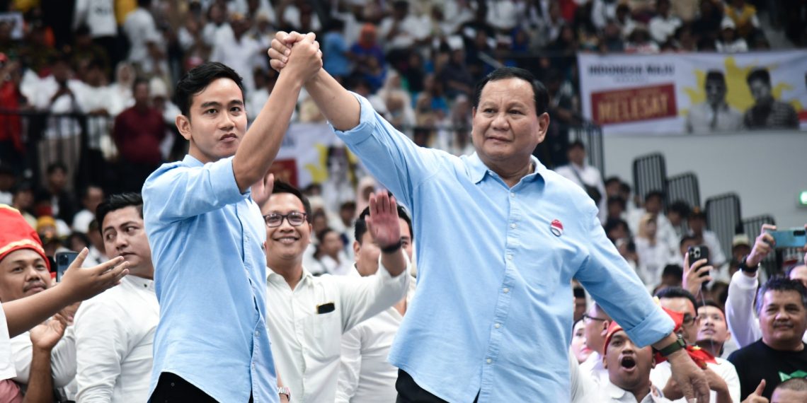 Imbas Foto Mauarar ‘Dihilangkan’, Relawan Ganjar Geser Dukung Prabowo